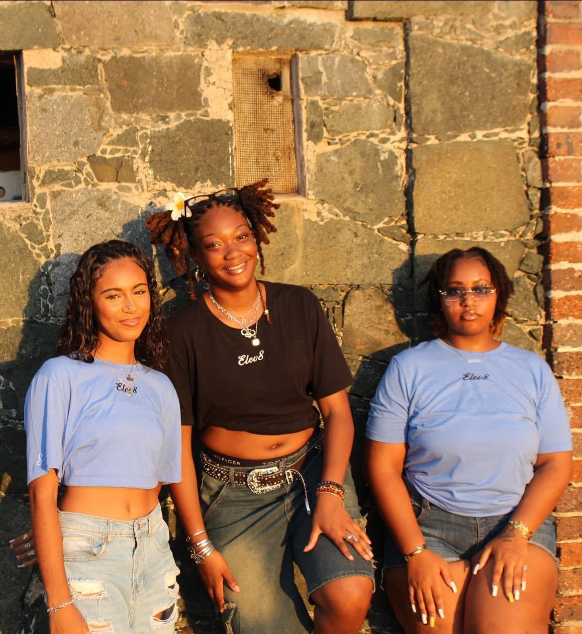 Basic ELEV8 "TEE"